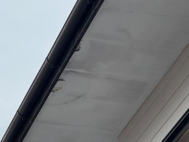 飯田市K邸_軒天劣化