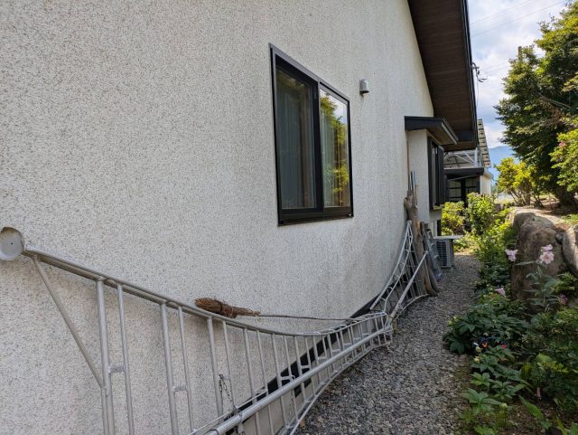 伊那市K邸_施工前の外壁のようす