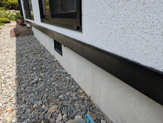 伊那市K邸_施工前の外壁-基礎周辺