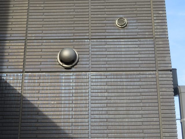 飯田市O邸_外壁に油汚れ