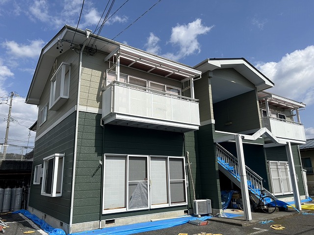 飯田市にてアパートの外壁と屋根の塗装メンテナンスが完成、上々の出来栄えをご紹介