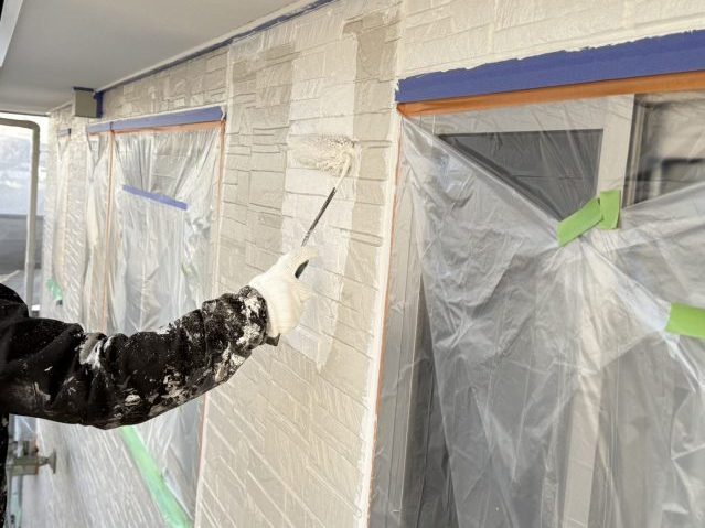 飯田市O邸_外壁中塗り