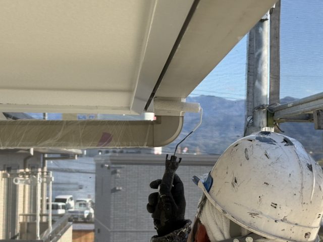 飯田市O邸_雨樋・鼻隠し塗装