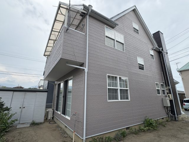 飯田市S邸_外壁塗装完成-ベランダ側