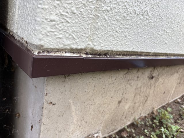 高森町N邸_土台水切塗装