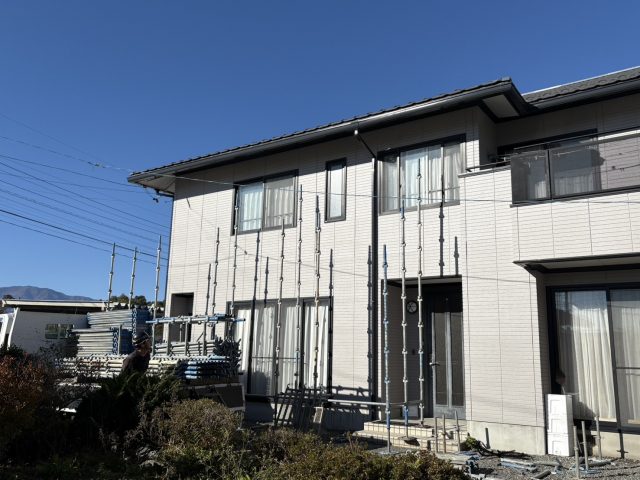 伊那市H様邸_足場撤去中