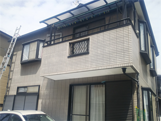 船橋市市場の外壁塗装前点検を例にクリアー塗装が出来るかどうかの判断方法をご紹介