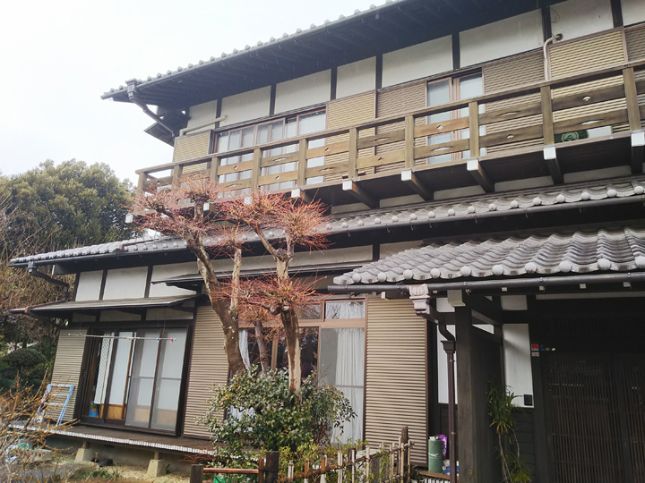 佐倉市鏑木町で素敵な和風住宅の濡縁の塗装のご相談