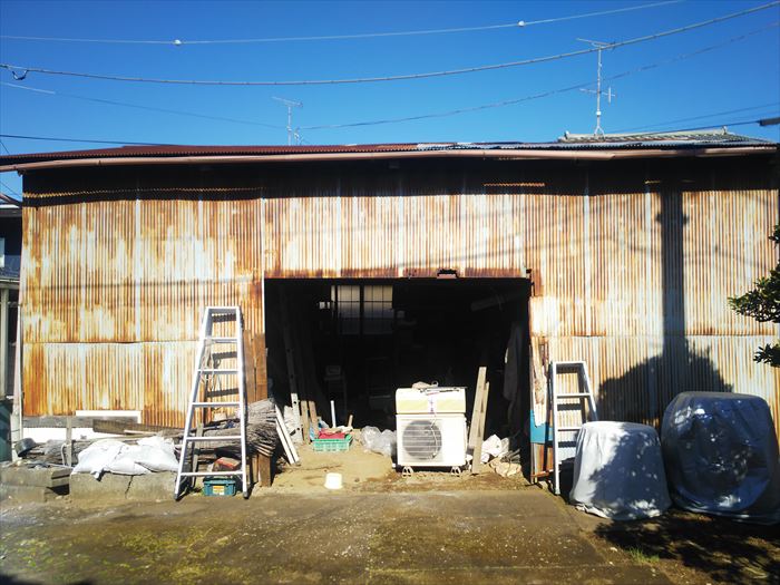 八千代市萱田町にて物置の塗装を含めた改修工事の無料点検・お見積りを実施