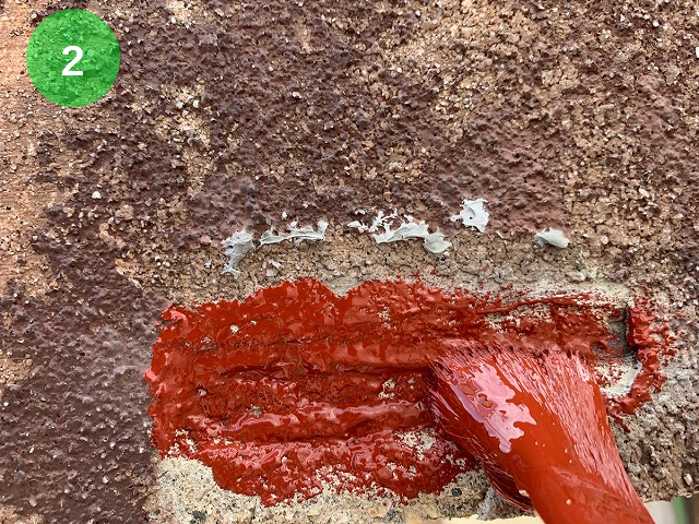 モルタル外壁のサビ止め塗装