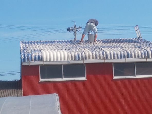 松阪市伊勢寺町、F様邸　倉庫スレート屋根塗装工事