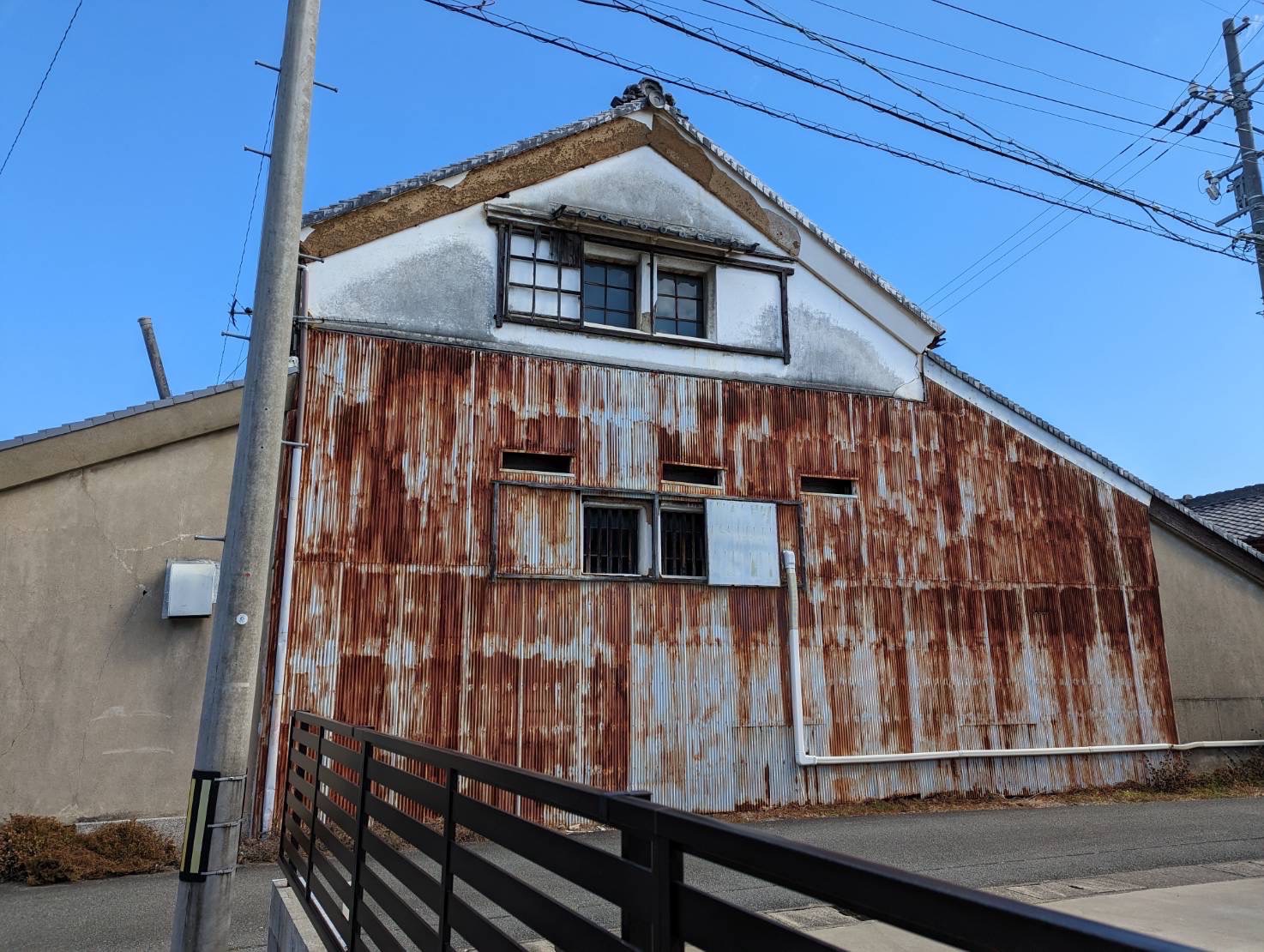 多気郡明和町大淀にて飲食店の外壁塗装工事