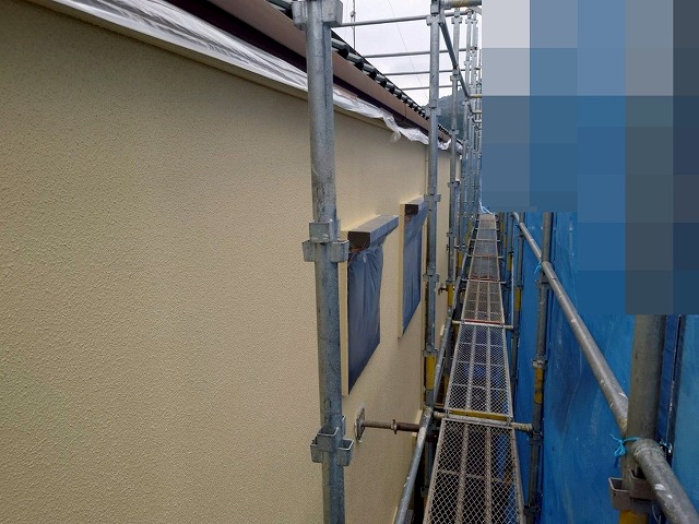 西八代郡市川三郷町でモルタル外壁の無機塗装ビフォーアフター