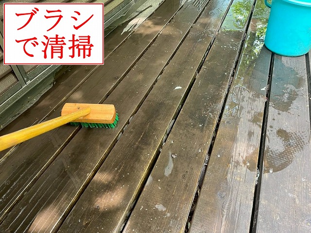北杜市でウッドデッキの腐食部を補修！洗浄・ケレン後にノンロットブルーノで木部塗装