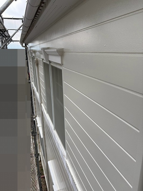 中塗り後の外壁全体