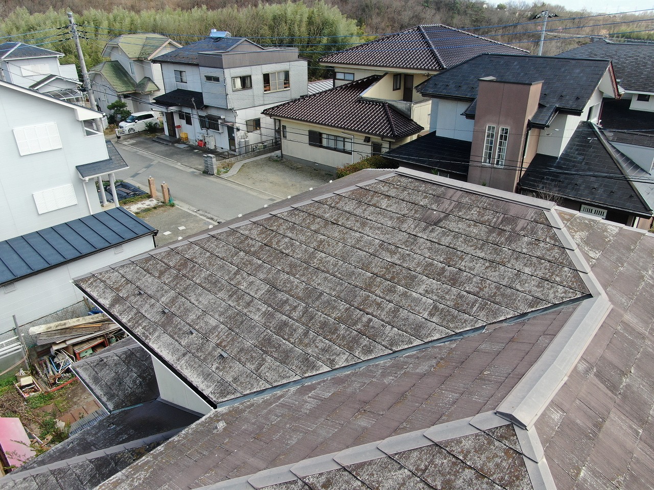 甲斐市　棟板金の様子