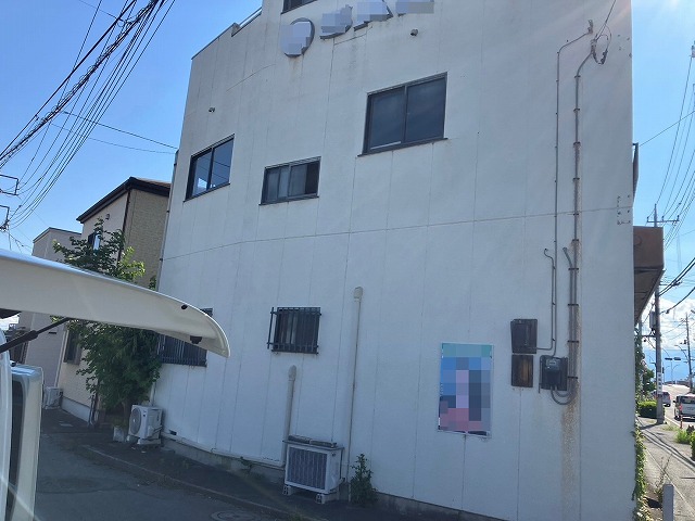 甲府市のビルの看板を撤去しパーフェクトトップ(ラジカル制御型)で綺麗長持ち塗装