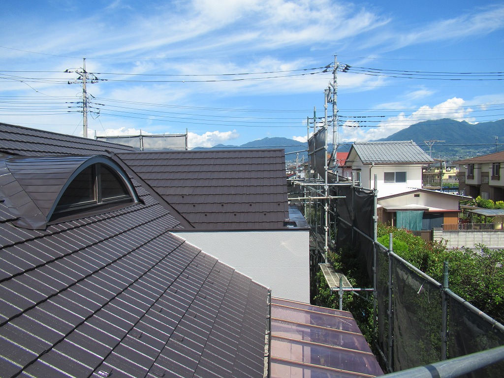 上塗り　屋根塗装　山梨県