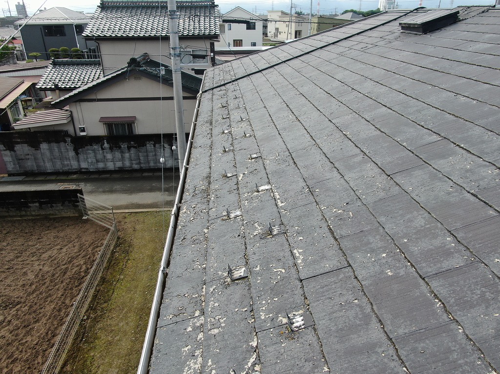 屋根の塗膜劣化　甲府市