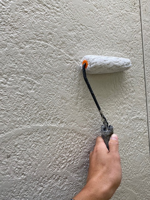 外壁塗装下塗り