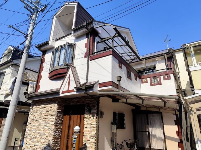 八尾市久宝寺のY様邸 外壁塗装施工後の建物全景