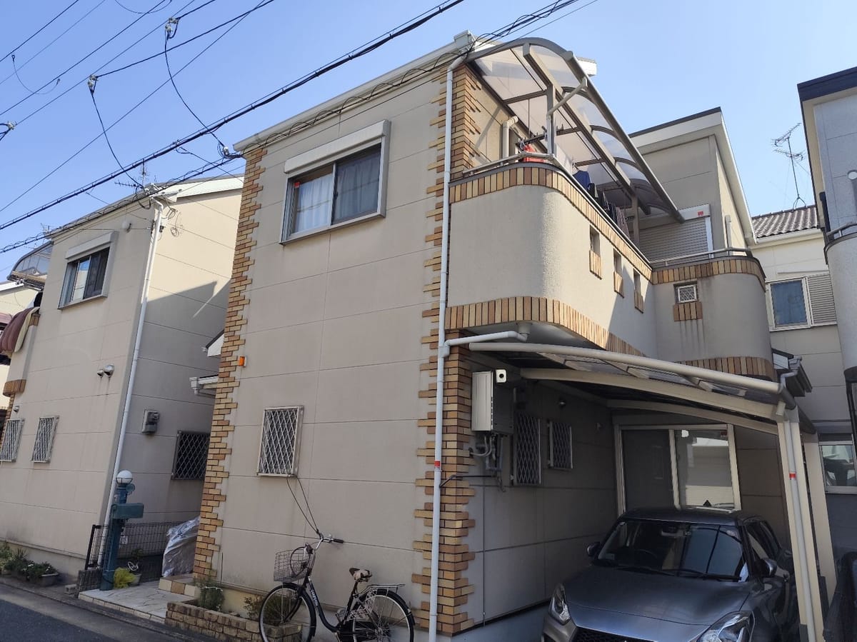 八尾市高安町南にてスレート屋根カバー工法とALC外壁のフッ素塗装で長寿命の美しい住まいへ！