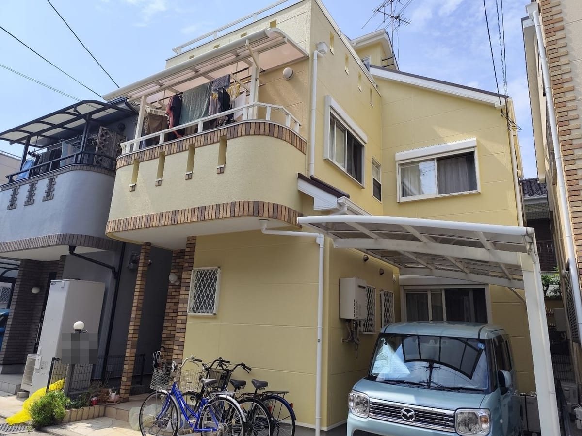 八尾市高安町南にてALC外壁のチョーキングをシリコン塗料で解消！スレート屋根も同時に蘇らせた施工事例