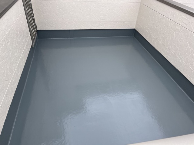 ピカピカになったベランダ全体