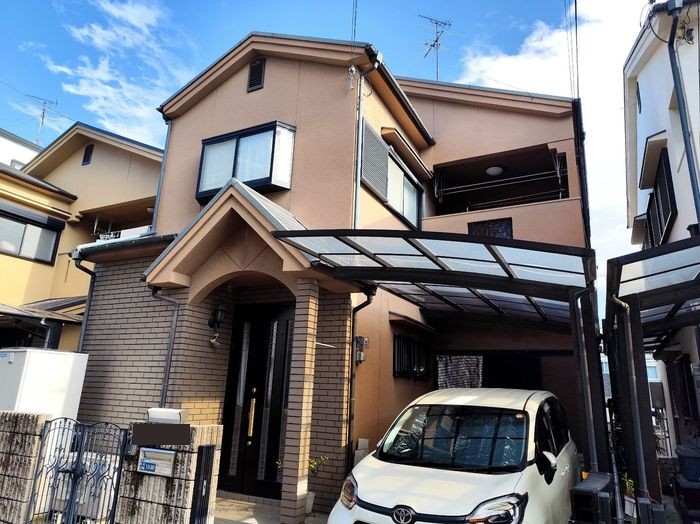 【松原市】築25年のモルタル外壁をテラコッタ系に一新！外壁・屋根塗装の施工事例