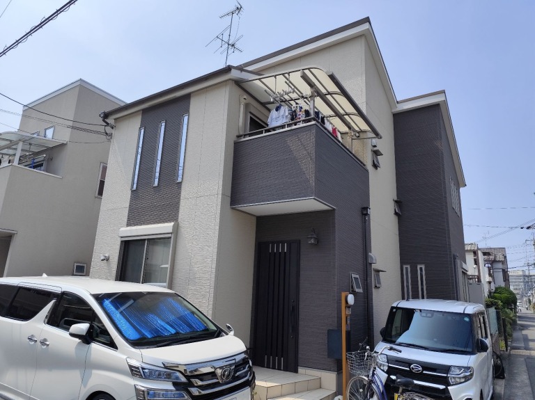 【八尾市太子堂】「周りが塗装し始めた」とご相談。築15年サイディングの現地診断レポート