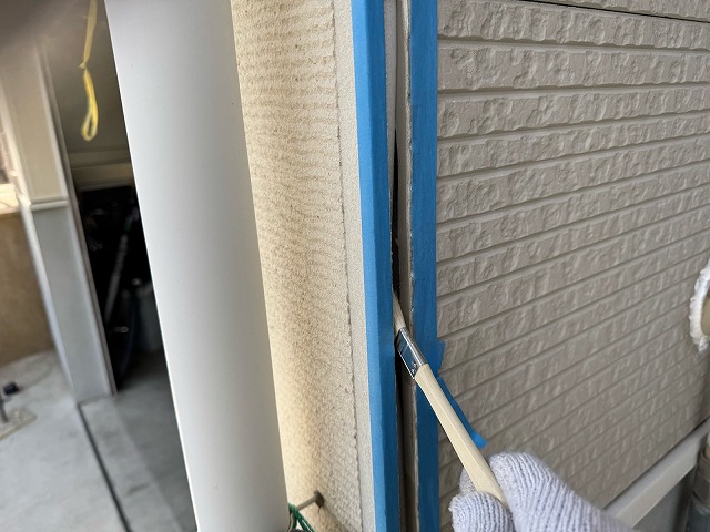 プライマーを塗布します