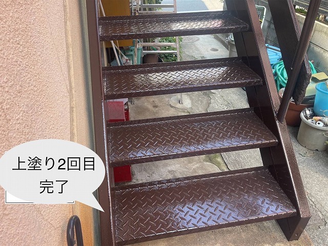 鉄骨階段 上塗り2回目