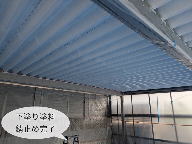 下塗り錆止め完了カーポート