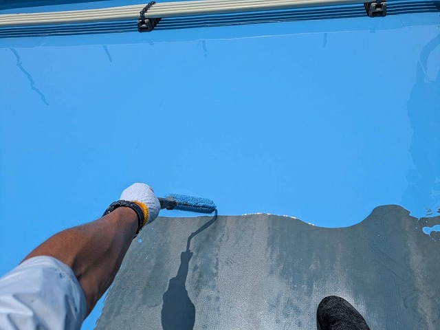 屋上防水工事　ﾌウレタン塗膜防水塗布