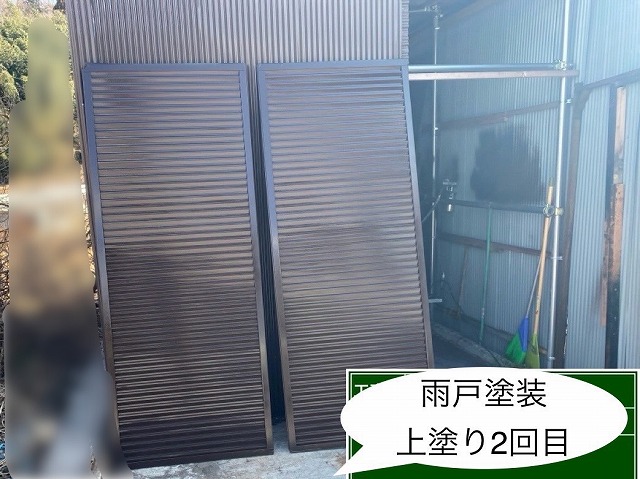 雨戸 上塗り2回目