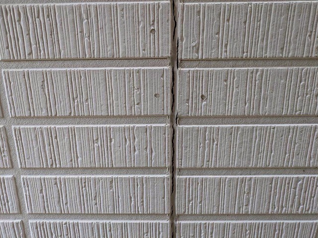 現場調査　現状　シーリング　亀裂　