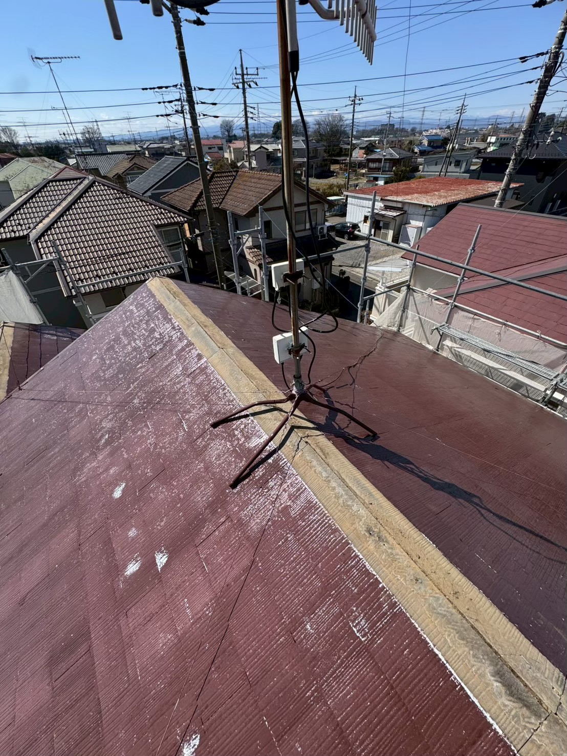 【熊谷市】築40年住宅の棟板金交換工事｜破風板の劣化も現地調査で点検し安心施工
