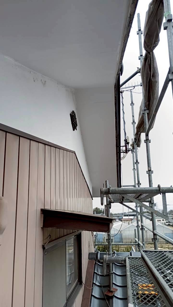 軒天の張り替えと美観の回復