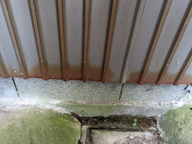 藤枝市のトタン壁の錆