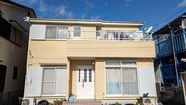 【藤枝市】藤枝市で2階建て住宅の外壁塗装・パミール屋根カバー工法の施工事例