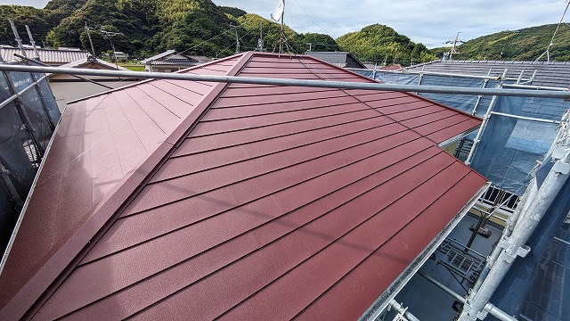 藤枝市で行った屋根カバー工法によるメンテナンス完了