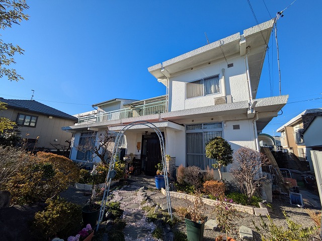 【静岡市清水区】築50年のレスコハウス（現100年住宅）の防水と外壁塗装の建物診断を行いました