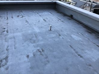 渋谷区のマンションにて雨漏りを起こしてしまった陸屋根をシート防水(機械的固定工法)で改修！