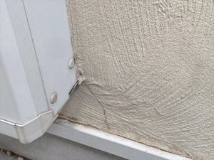ジョリパット外壁に発生した亀裂