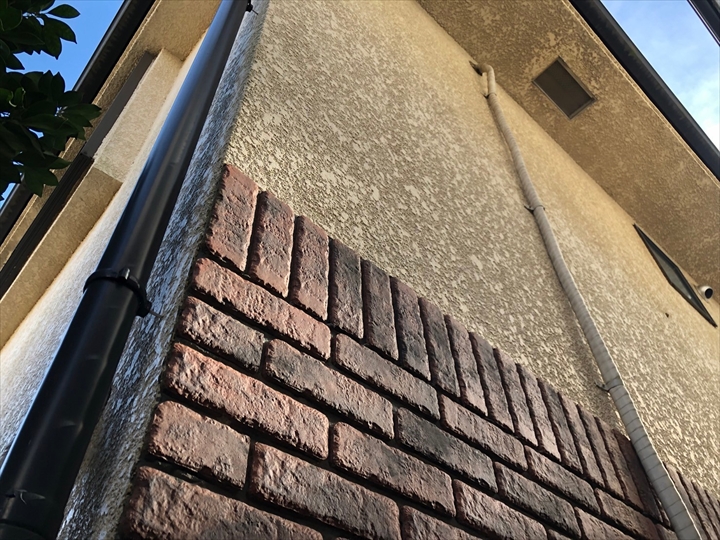 タイルとモルタルの外壁