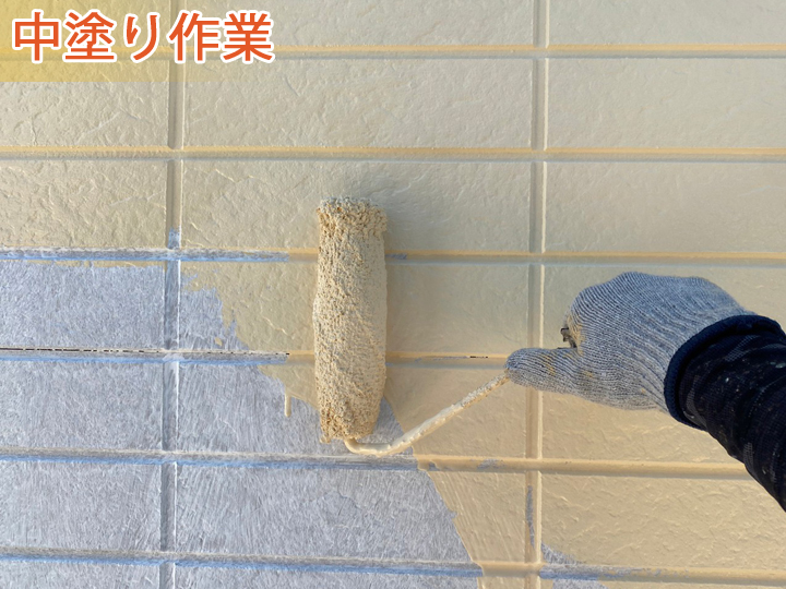 中塗り作業