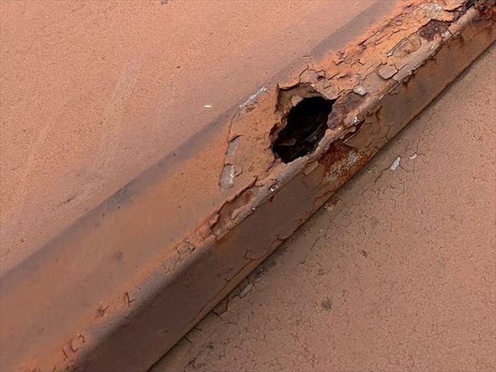 天井から雨漏りしているとのお問い合わせを受けて屋根点検を行いました