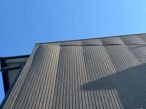 他の面の外壁に浮きが見受けられました