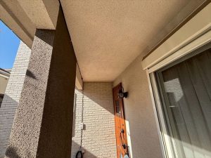 外壁は塗分けがされています