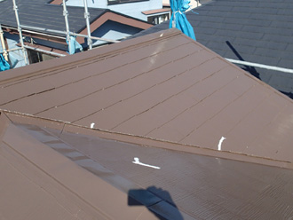 川崎市中原区にて築23年、ヤネMシリコンにて屋根塗装を実施